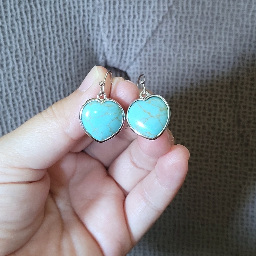 Iris & Lily Turquoise With Copper Veins Heart♥️ Drop⬇️ Earrings - Picture 10 of 15